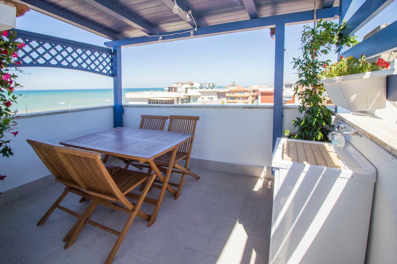 Il Filo Blu Casa Vacanze อันซีโอ ภายนอก รูปภาพ
